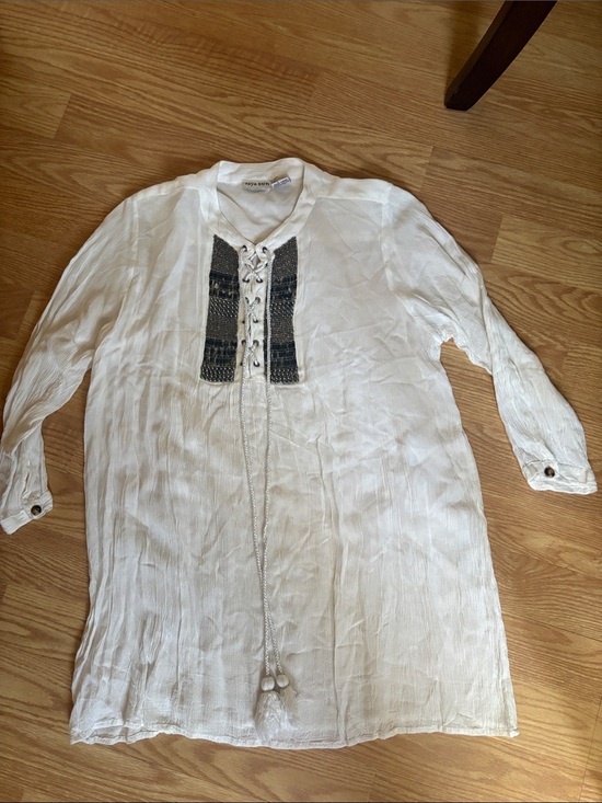 raya sun Dresses & Skirts - White Long-Sleeve Embroidered Lace-Up women’s dress